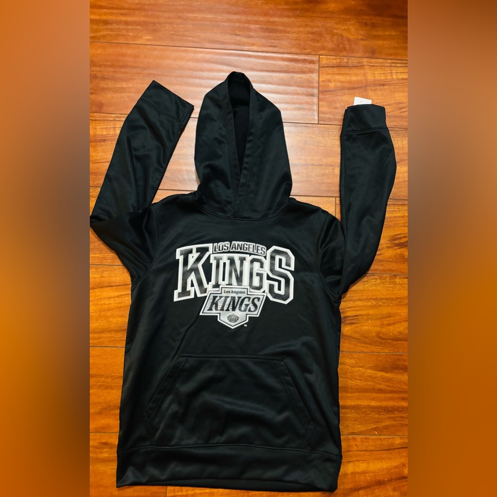 Size Medium 10/12 Youth LA Kings NHL Official
Hoodie NWT
